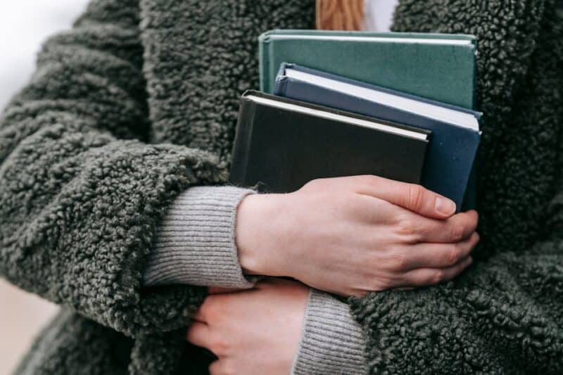 Energitilskudd for studenter: Hold fokus under eksamensperioden med trygge doser og smart timing